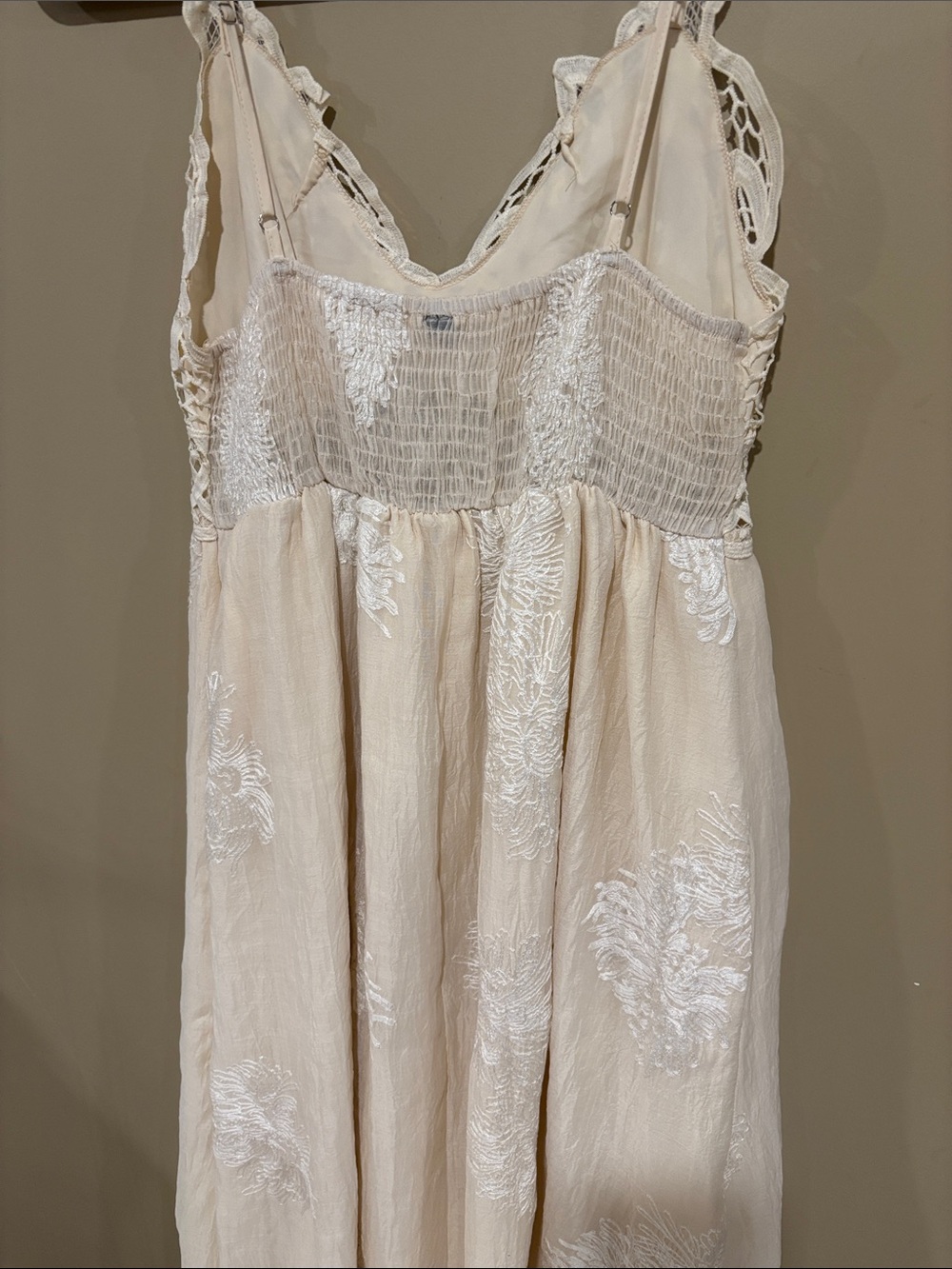 Lace Bodice Cream Maxi Dress with Delicate Overlay - Picture 5 of 5